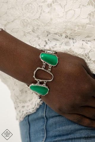 Paparazzi Accessories Club Couture - Green Bracelet 