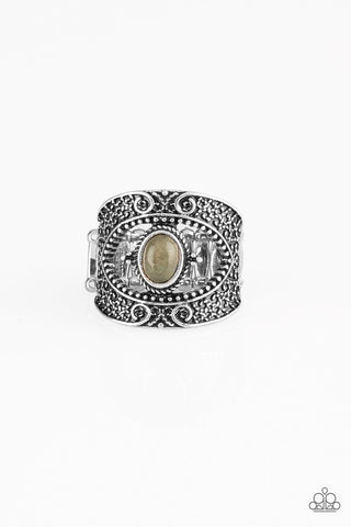 Paparazzi Accessories Rural Relic - Green Ring