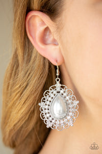 Paparazzi Accessories Incredibly Celebrity - White Earrings 