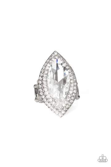 Paparazzi Accessories Jaw-Dropping Dazzle - White Ring