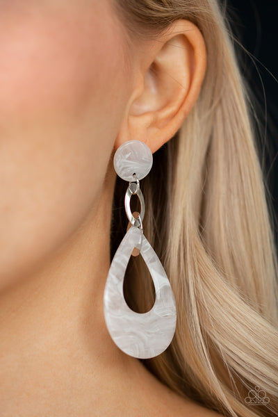 Paparazzi Accessories Beach Oasis - White Earrings