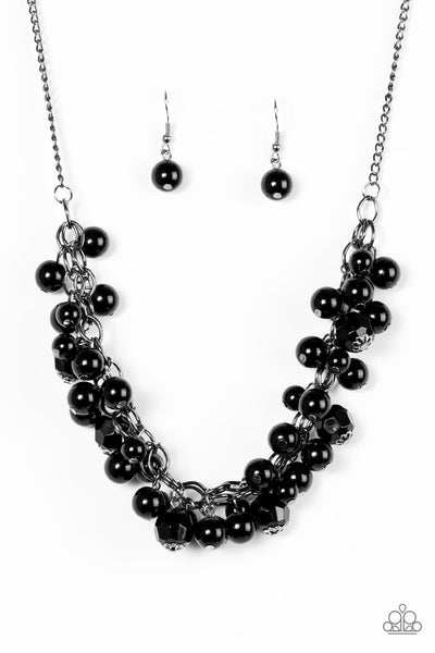 Paparazzi Accessories Time To RUNWAY - Black Necklace & Earrings 