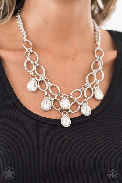 Paparazzi Accessories Show-Stopping Shimmer - White Necklace & Earrings 