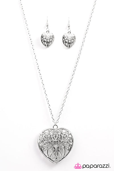 Paparazzi Accessories Deep In My Heart - Silver Necklace & Earrings 