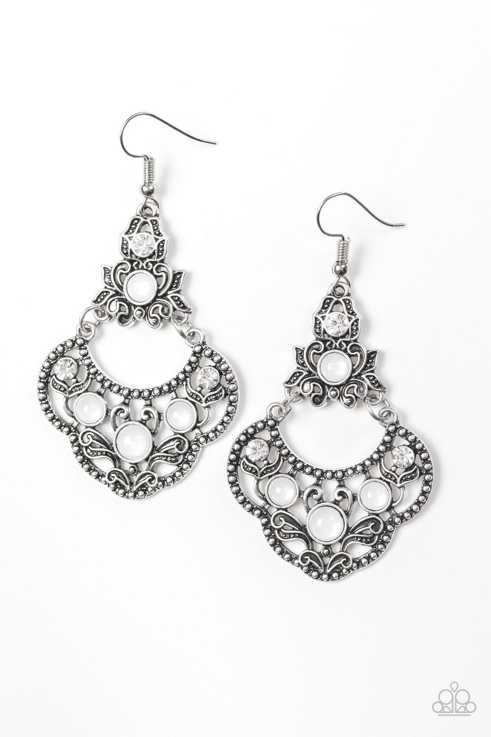 Paparazzi Accessories Garden State Glow - White Earrings 