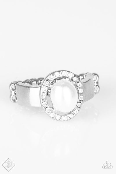 Paparazzi Accessories Upper Uptown White Ring 