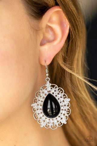 Paparazzi Accessories Incredibly Celebrity - Black Earrings 