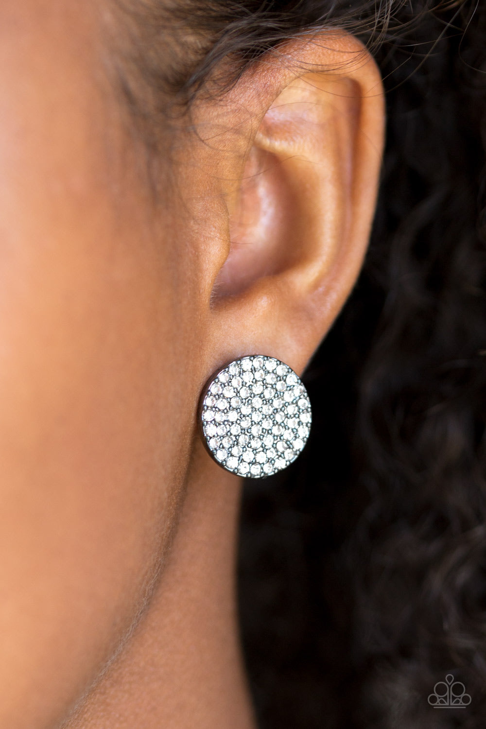 Paparazzi Accessories Radiant Ripples - Black Earrings