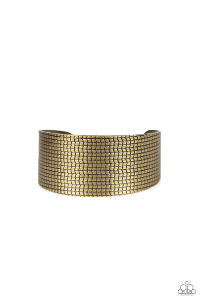 Paparazzi Accessories Texture Trailblazer - Brass Bracelet 