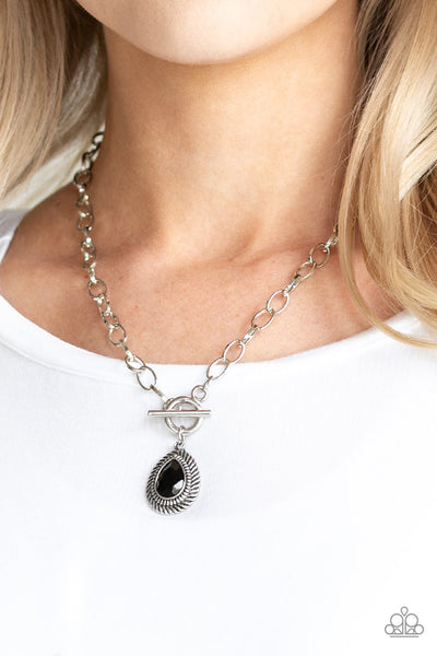 Paparazzi Accessories Sheen Queen - Black Necklace & Earrings