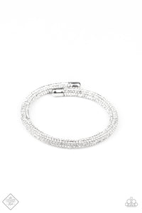 Paparazzi Jewelry Stageworthy Sparkle - White Bracelet 