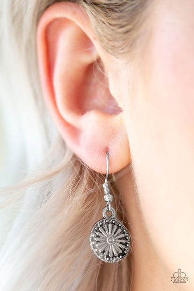 Paparazzi Accessories Sunflower Summers - Silver Earrings 