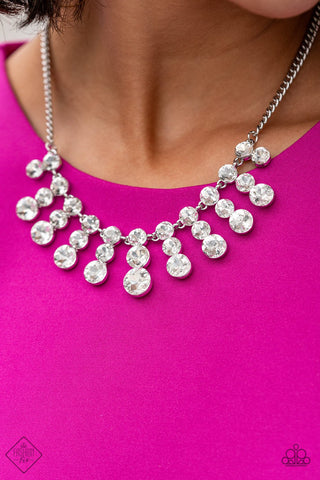 Paparazzi Accessories -Celebrity Couture - White Necklace & Earrings 