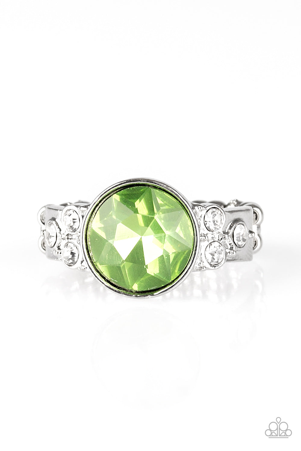 Paparazzi Accessories Poshly Pampered - Green Ring