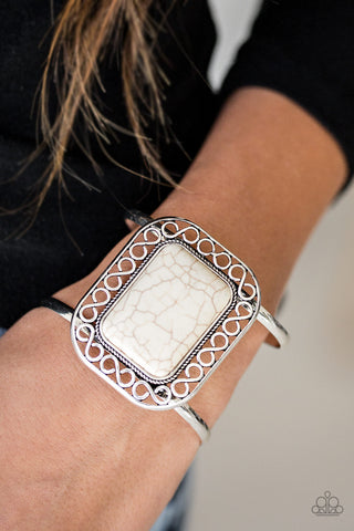 Paparazzi Accessories PLAINS and Simple - White Bracelet 