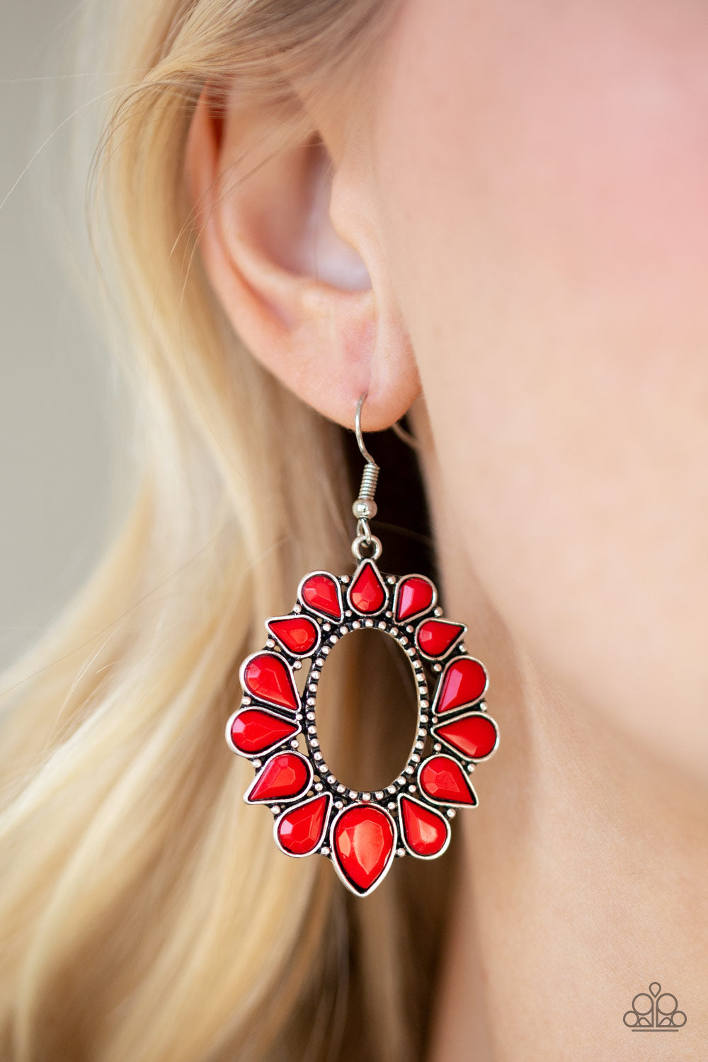 Paparazzi Accessories Fashionista Flavor - Red Earrings 