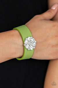 Paparazzi Accessories Show-Stopper - Green Bracelet 