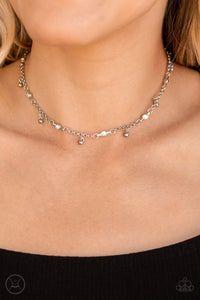 Paparazzi Accessories What A Stunner White Choker