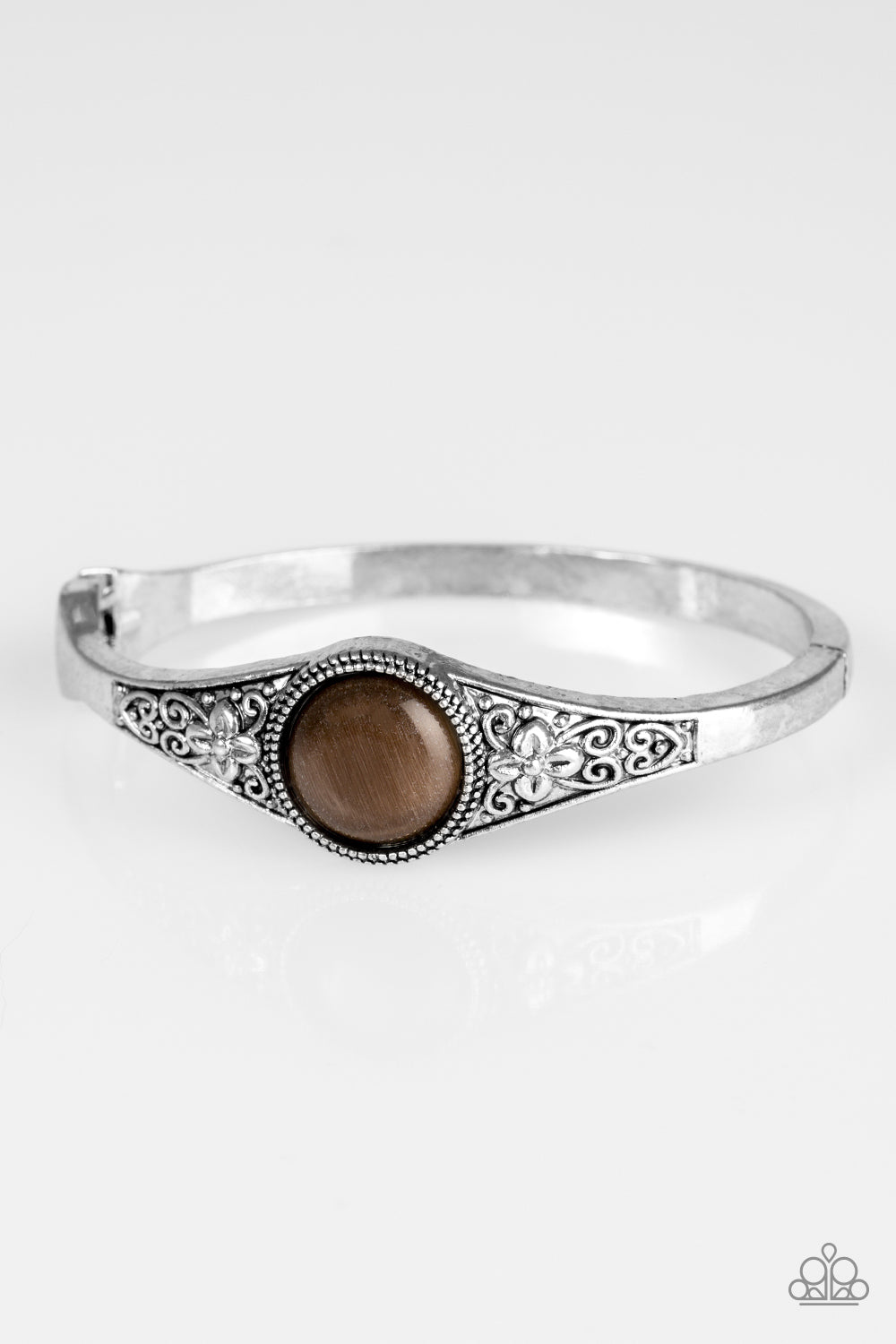 Paparazzi Accessories Modernly Meadow -Brown Bracelet 