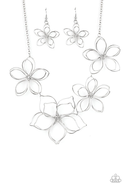 Paparazzi Accessories Flower Garden Fashionista - Silver Necklace & Earrings