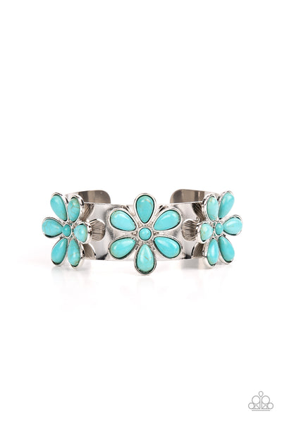 Paparazzi Accessories Desert Flower Patch - Blue Bracelet