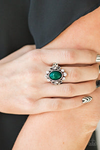 Paparazzi Accessories Noticeably Notable - Green Ring