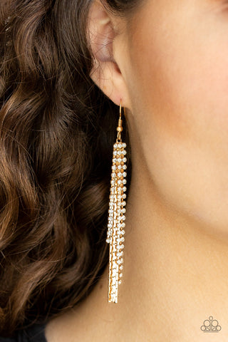 Paparazzi Accessories Red Carpet Bombshell - Gold Earrings 