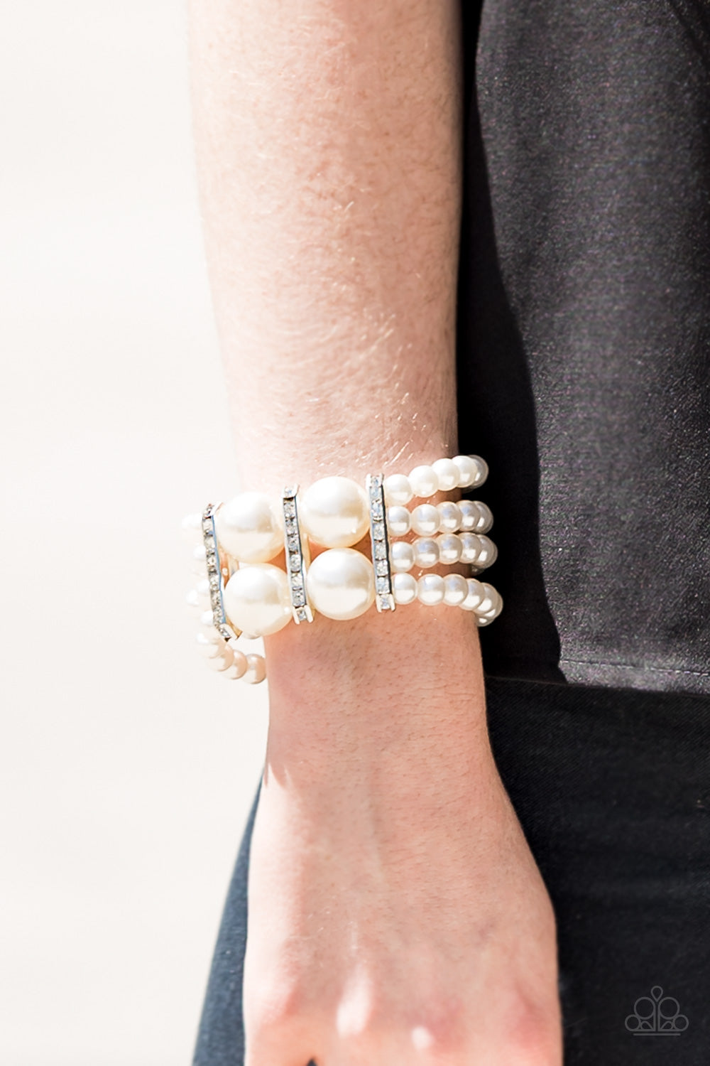 Paparazzi Accessories Romance Remix - White Bracelet 