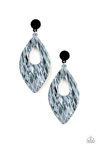 Paparazzi Accessories Metro Retrospect - White Earrings 