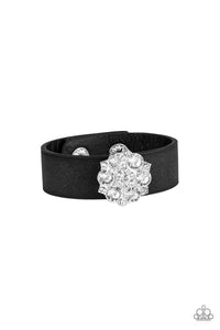 Paparazzi Accessories Show-Stopper - Black Bracelet 