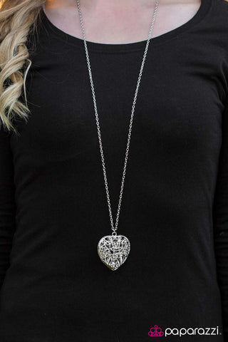 Paparazzi Accessories Deep In My Heart - Silver Necklace & Earrings 