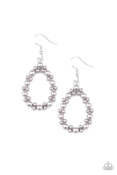 Paparazzi Accessories Pearl Spectacular Silver Earrings 