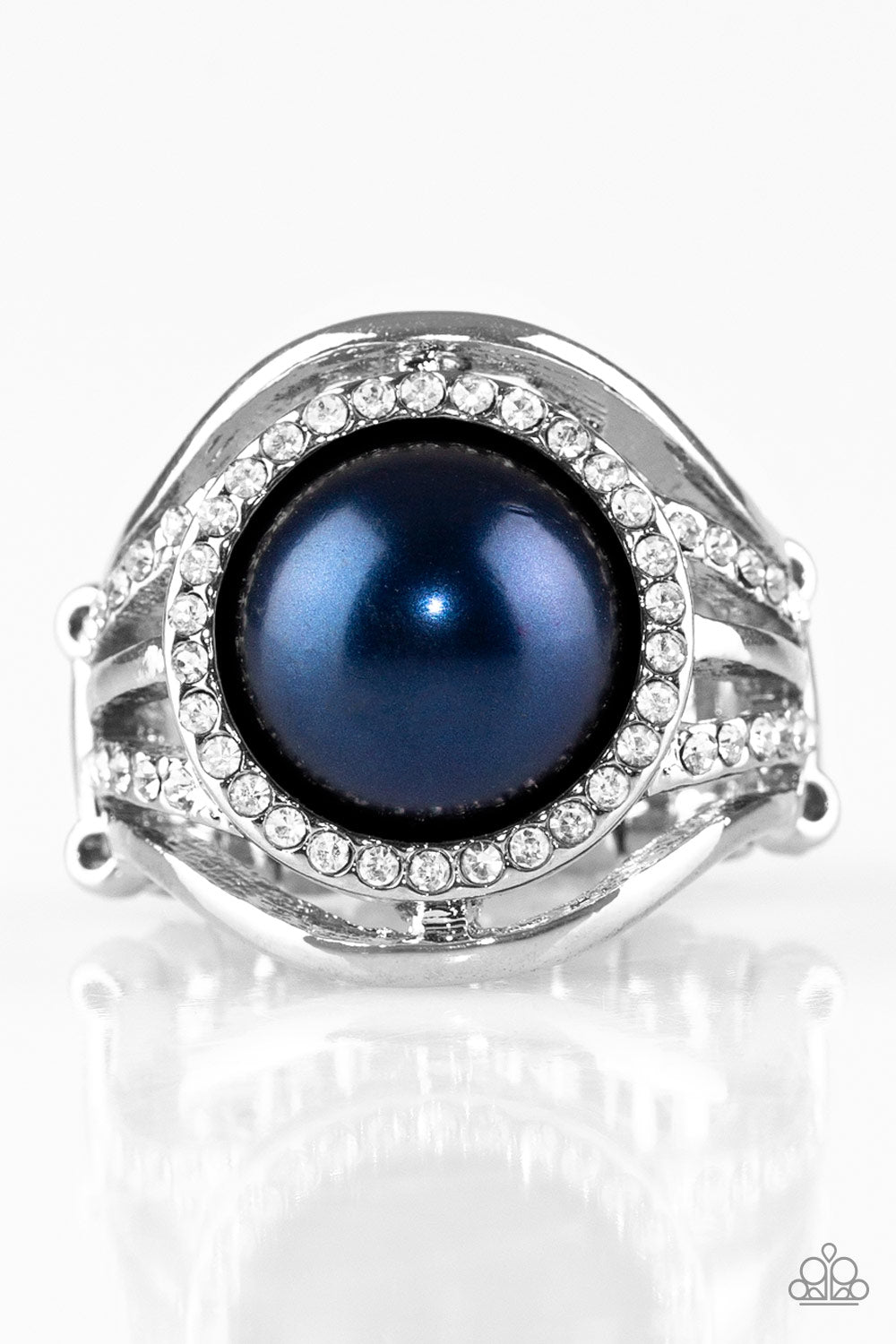 Paparazzi Accessories Pampered In Pearls - Blue Ring