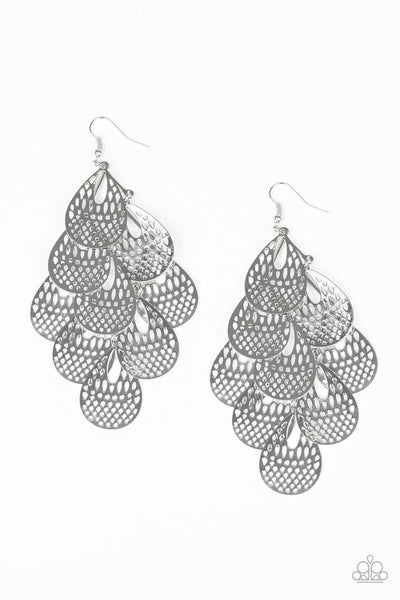 Paparazzi Accessories Lure Them In Silver Earrings 