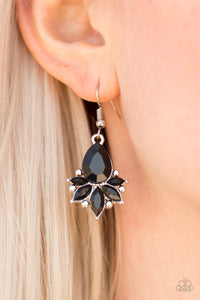 Paparazzi Accessories GLAM Up! - Black Earrings 