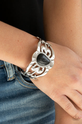 Paparazzi Accessories The MESAS are Calling - Black Bracelet 