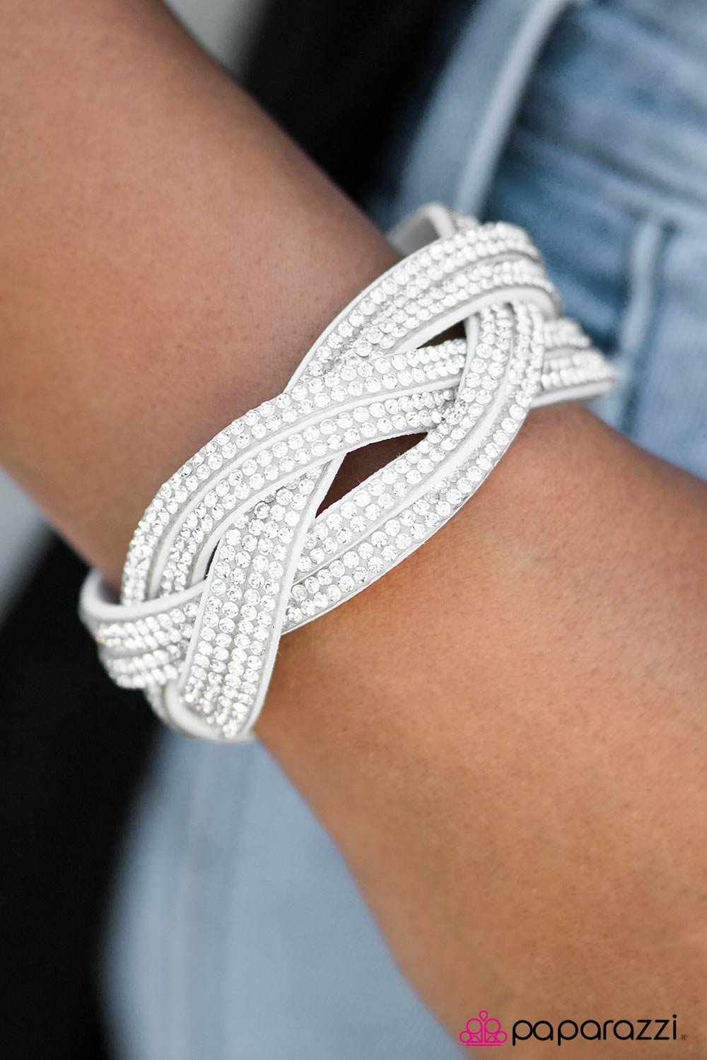 Paparazzi Accessories What A Hit! - White Bracelet 