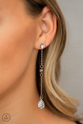 Paparazzi Accessories When It REIGNS - White Earrings 