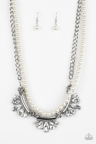 Paparazzi Accessories Bow Before The Queen - White Necklace & Earrings 