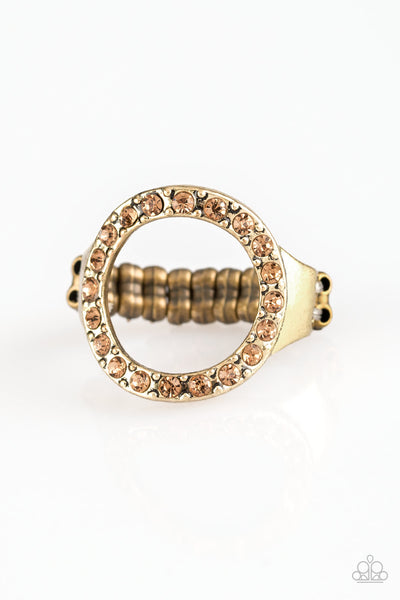 Paparazzi Accessories One-GLAM Band - Brass Ring