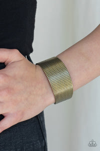 Paparazzi Accessories Texture Trailblazer - Brass Bracelet 