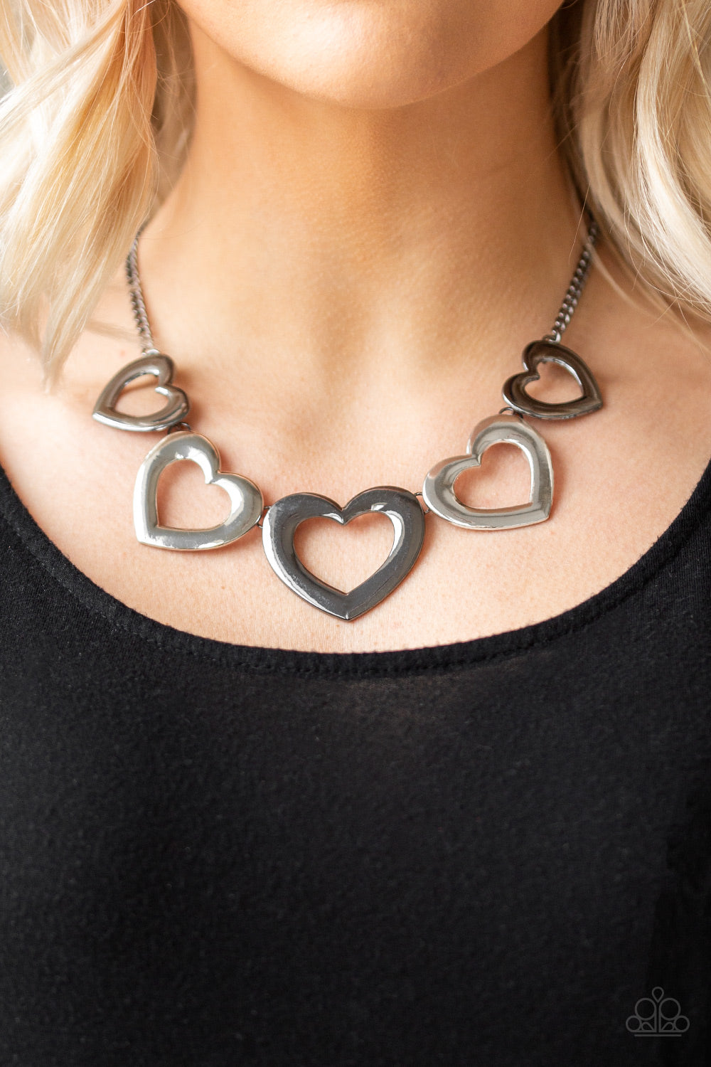 Paparazzi Accessories Hearty Hearts - Multi Necklace & Earrings 