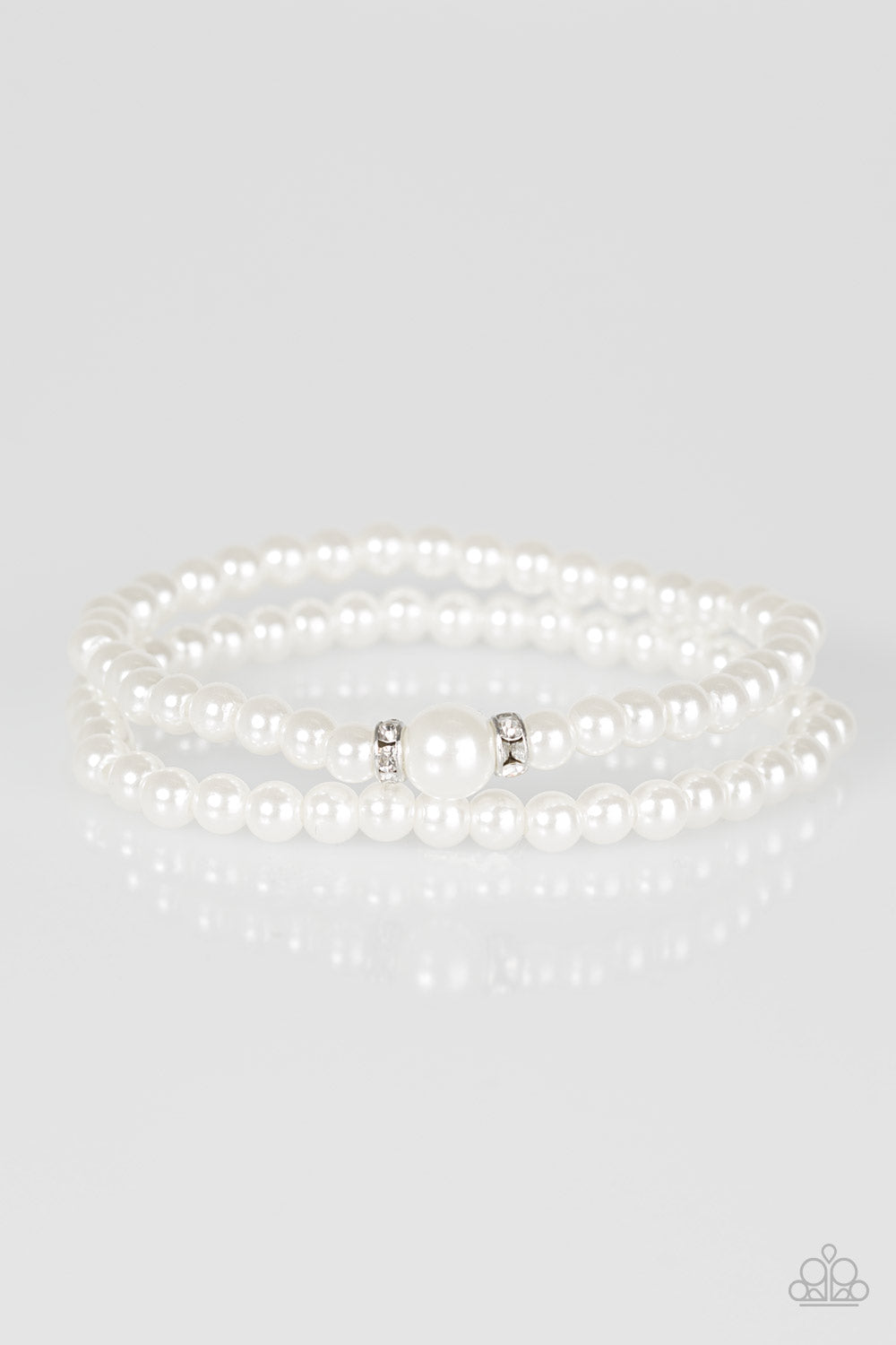 Paparazzi Accessories Cambridge Chic - White Bracelet 