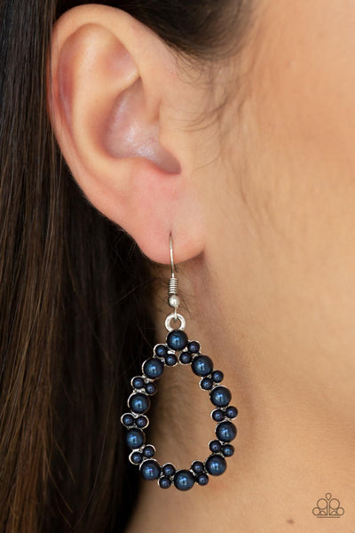 Paparazzi Accessories Pearl Spectacular - Blue Earrings 