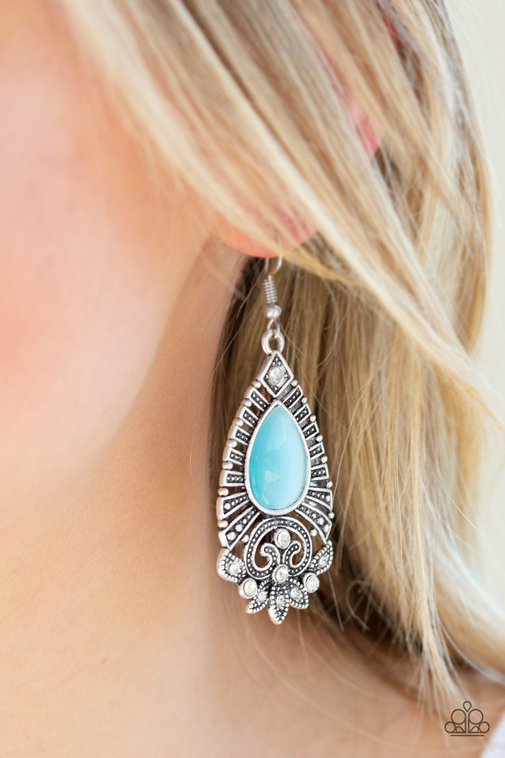 Paparazzi Accessories Majestically Malibu - Blue Earrings 