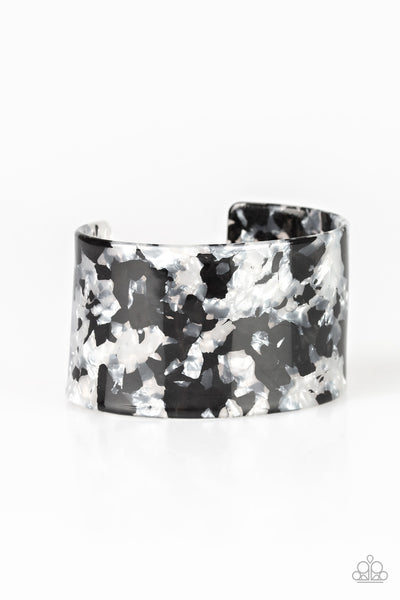 Paparazzi Accessories Vogue Revamp - White Bracelet 