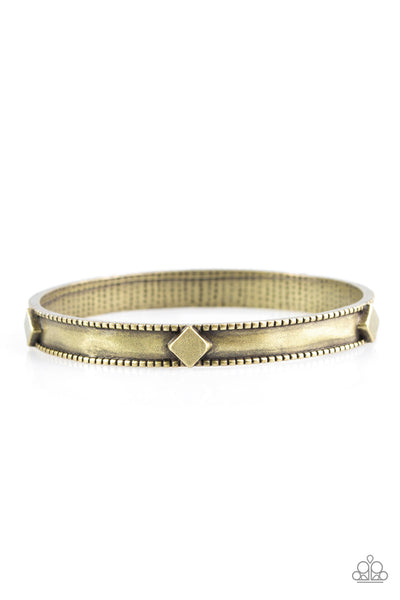 Paparazzi Accessories Coyote Country - Brass Bracelet 