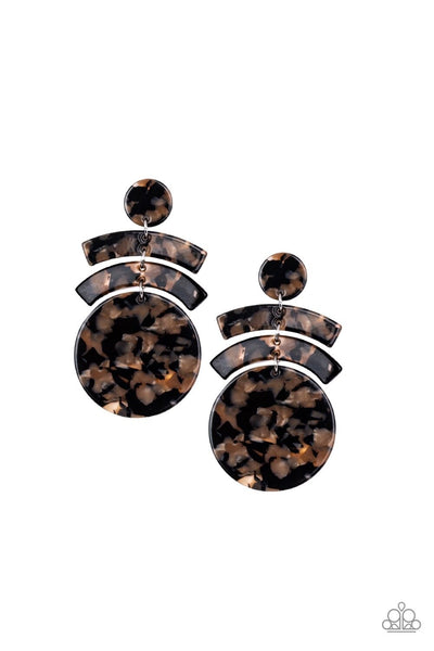 Paparazzi Accessories In The Haute Seat Brown Earrings 