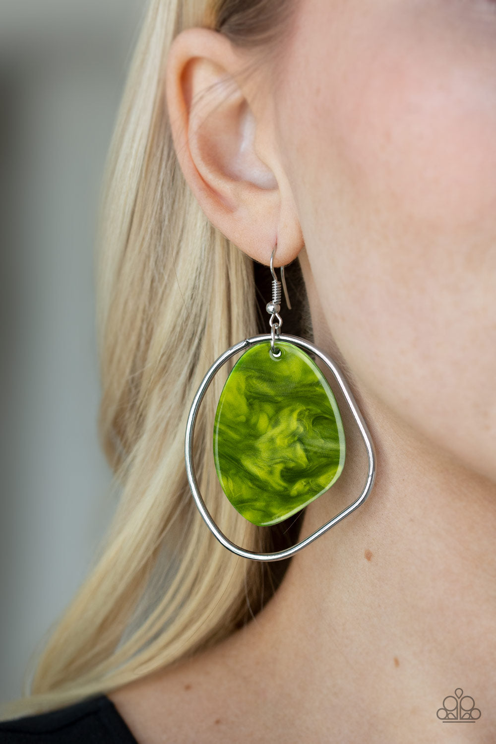 Paparazzi Accessories HAUTE Toddy - Green Earrings 