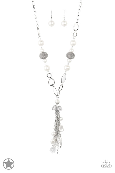 Paparazzi Accessories Designated Diva - White Necklace & Earrings 